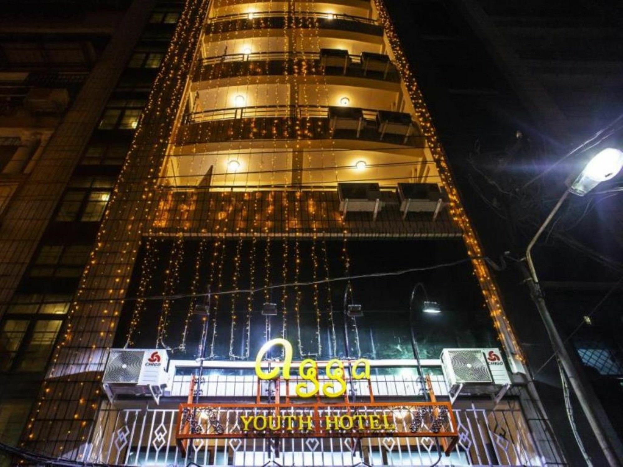 Agga Youth Hotel Янгон Экстерьер фото